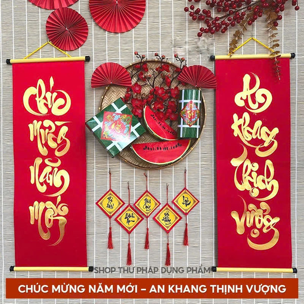 Câu đối tết ông đồ viết tay giấy nhung