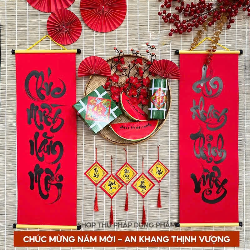 Câu đối tết ông đồ viết tay giấy nhung