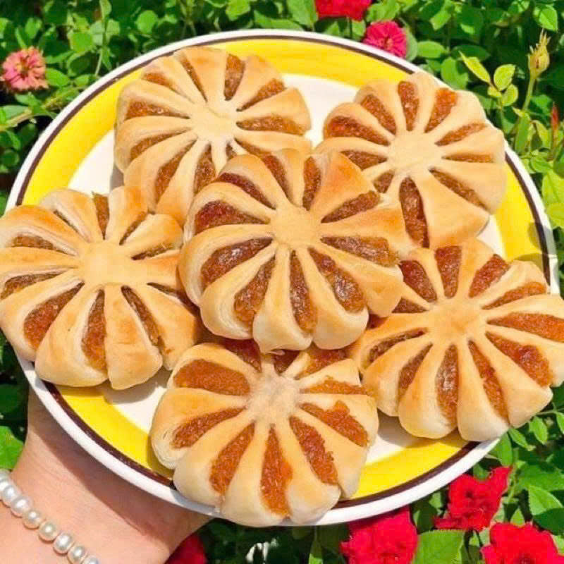 Bánh Hoa Mai Nhân Khóm (500gr/12 bánh)
